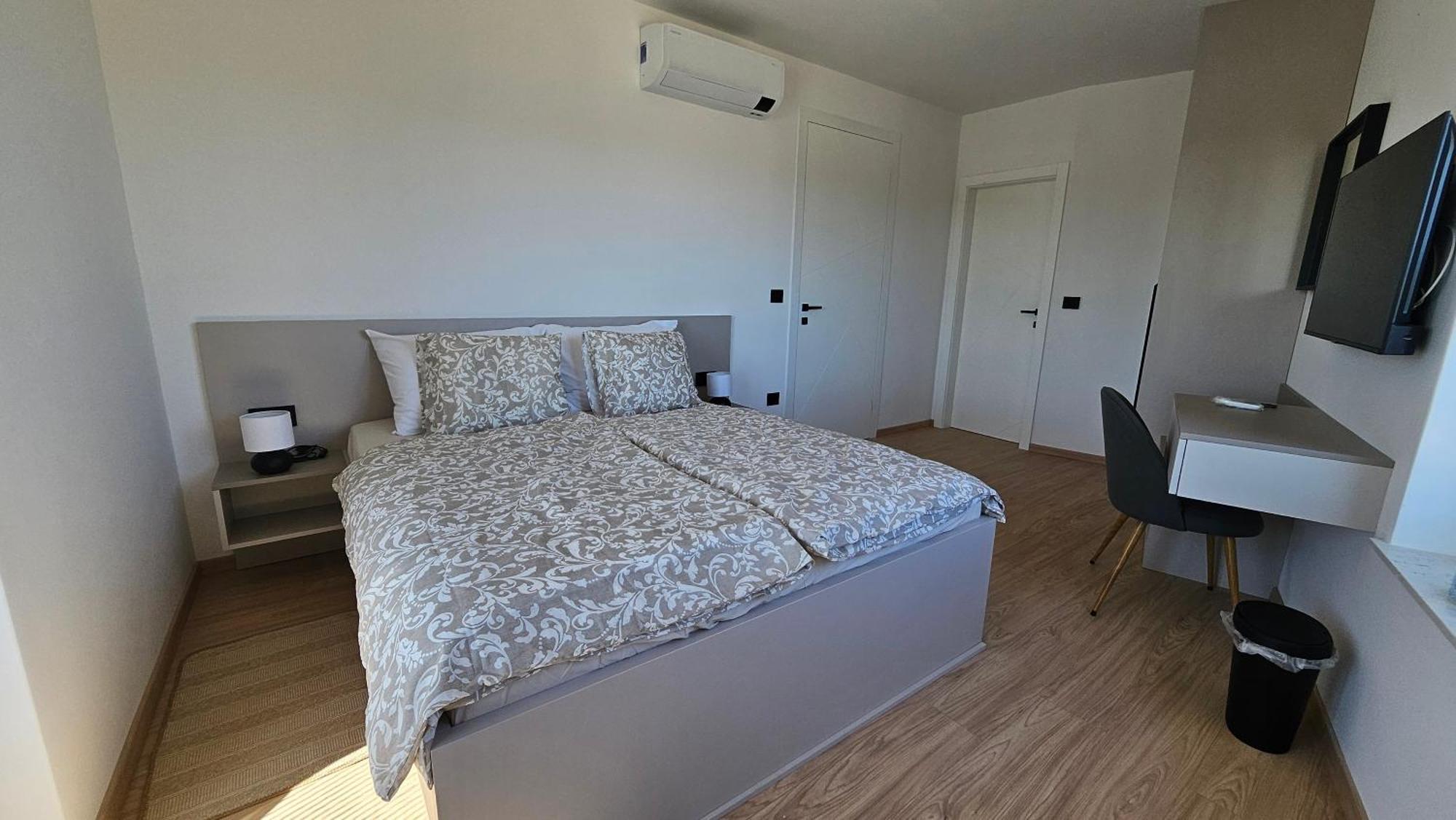 Richi Rooms & App Фунтана Екстериор снимка